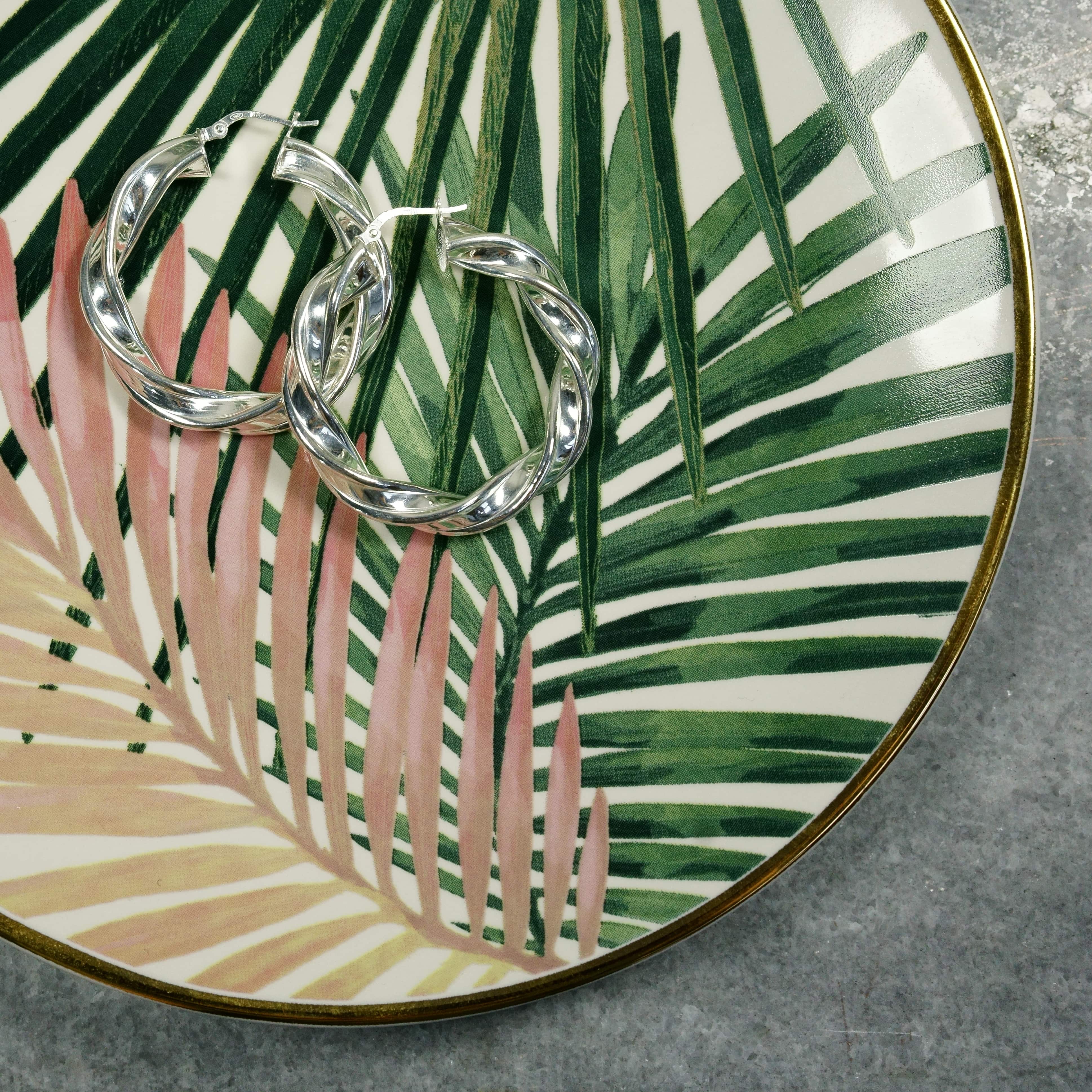 big hoops trends