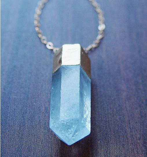 march's birthstone