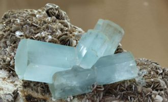 march`s birthstone