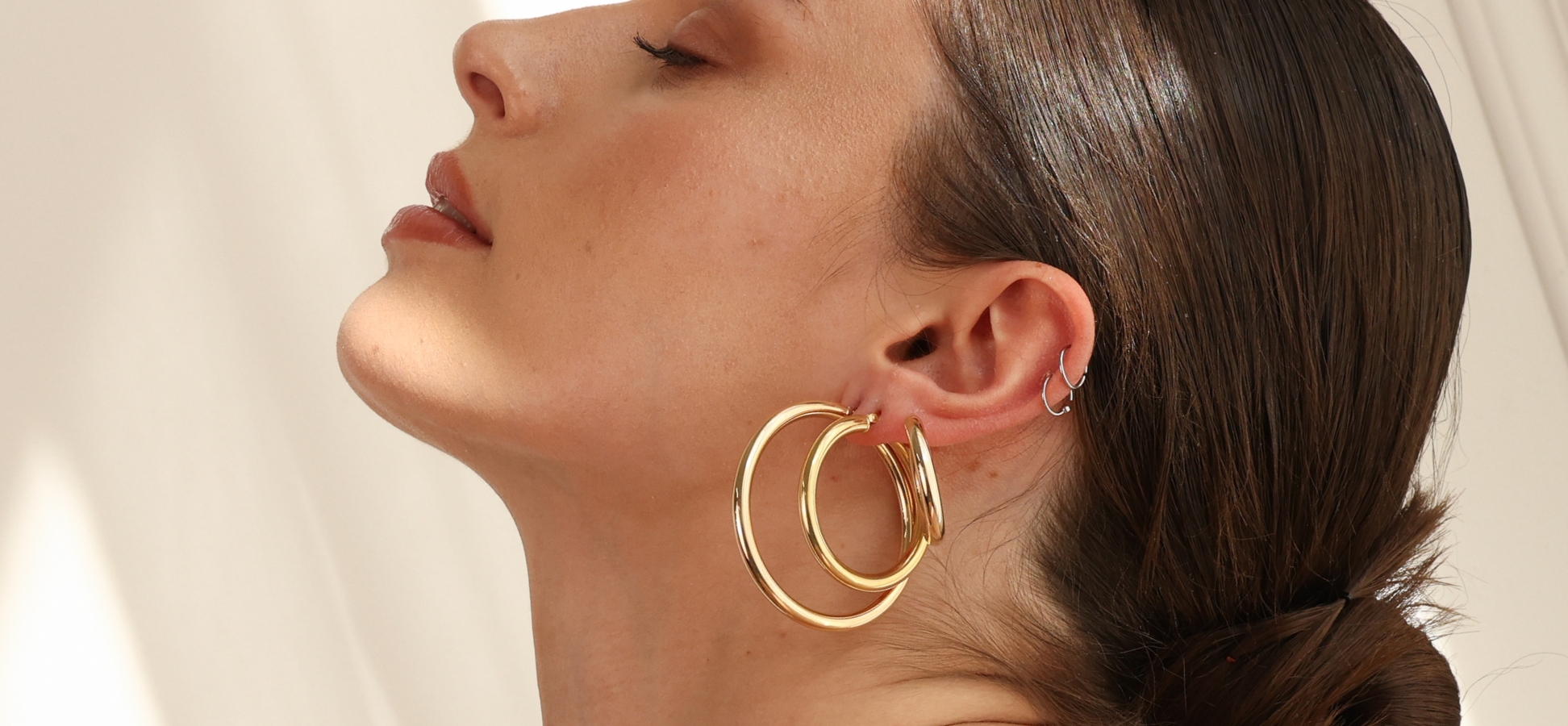 Gold Hoops / Huggies