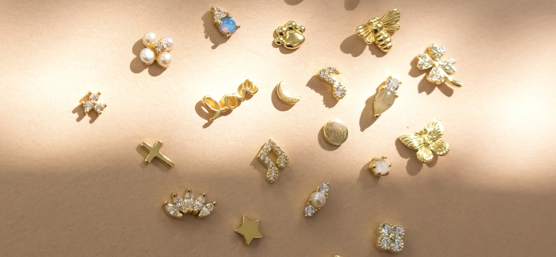 Earrings / Studs