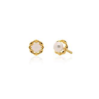 10K Yellow Gold Freshwater Pearl Flower Stud Earrings (GE-10-1132)